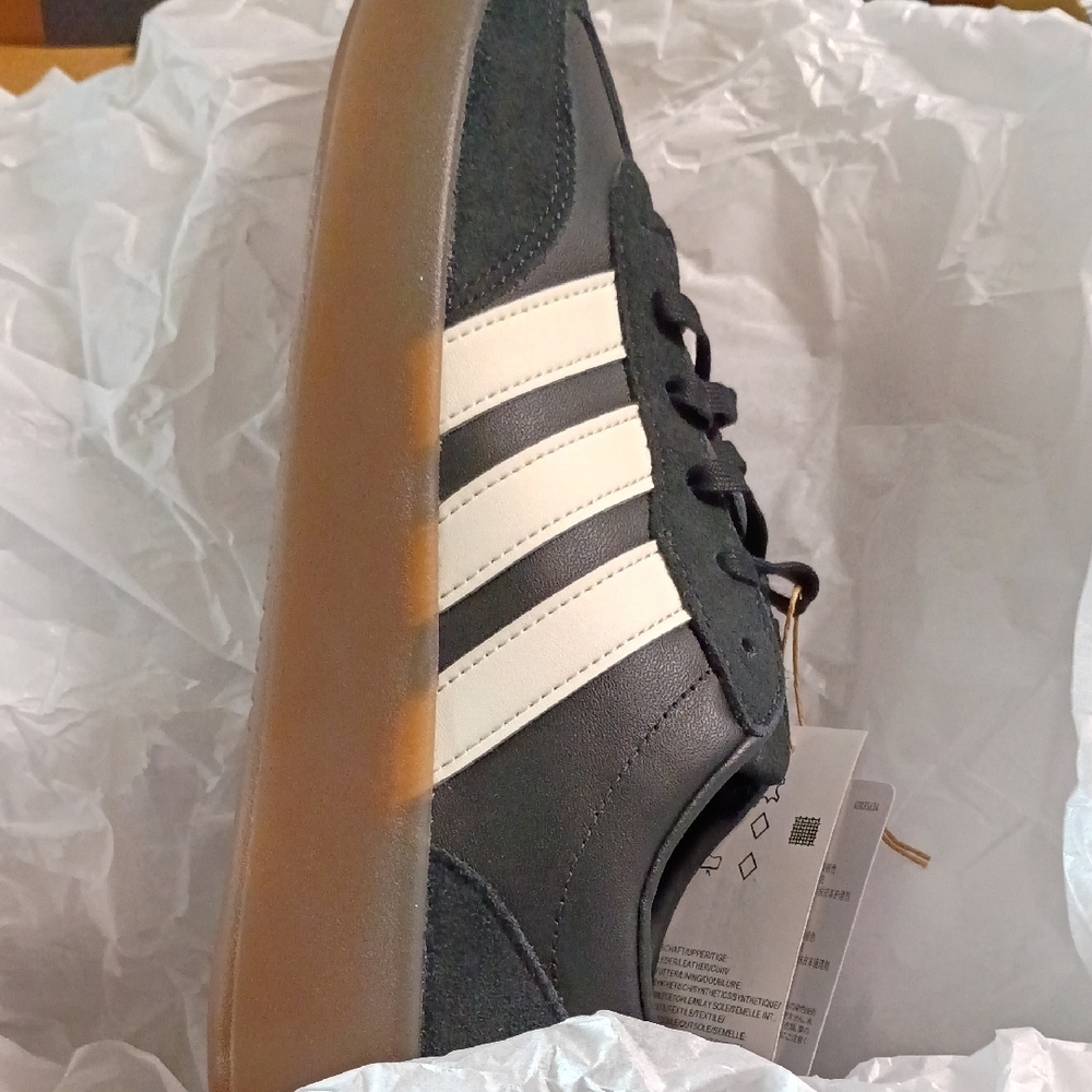 Adidas Barreda Decode Lux Men's Classic Black and White Sneakers